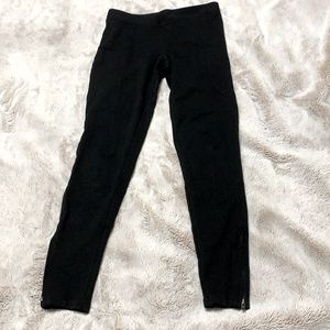 Express seamed leggings with hem zippers